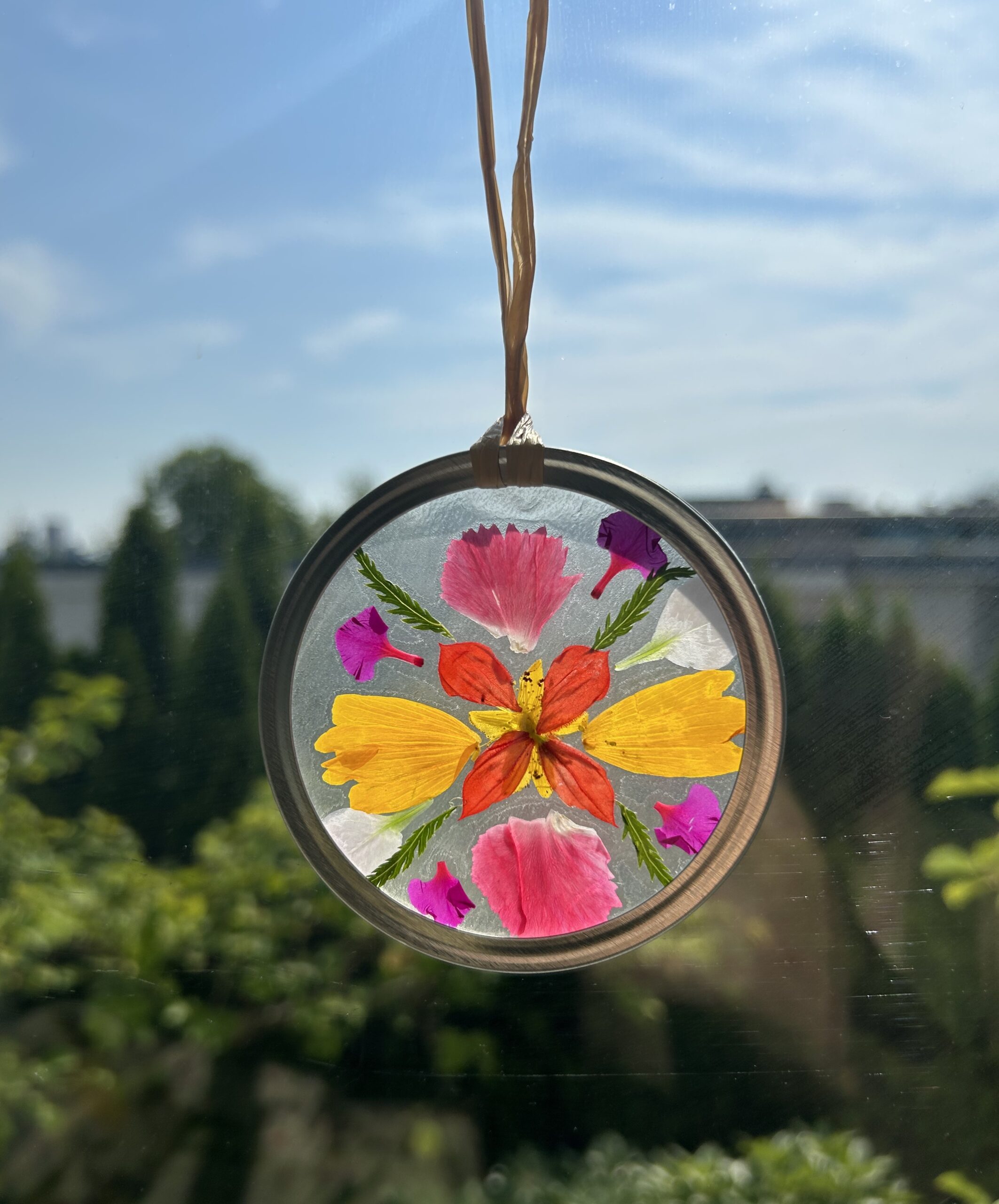A finished garden sun catcher